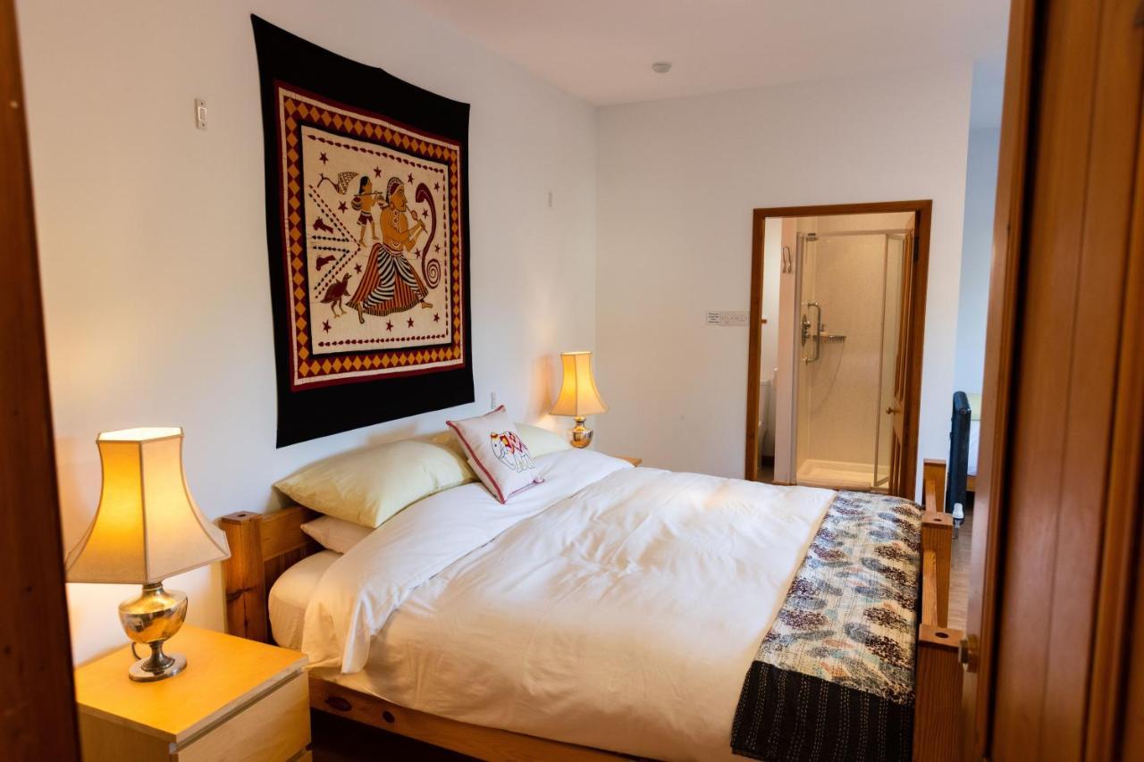 Schoolhouse Bed & Breakfast บัลลาเทอร์ ภายนอก รูปภาพ