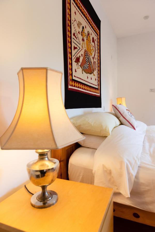 Schoolhouse Bed & Breakfast บัลลาเทอร์ ภายนอก รูปภาพ