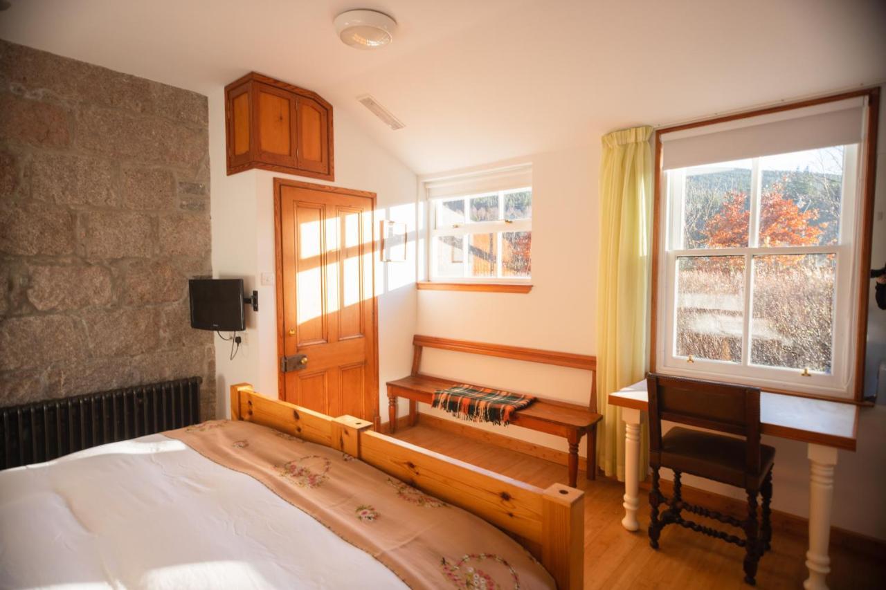 Schoolhouse Bed & Breakfast บัลลาเทอร์ ภายนอก รูปภาพ