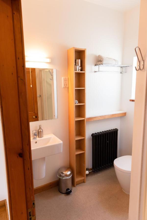 Schoolhouse Bed & Breakfast บัลลาเทอร์ ภายนอก รูปภาพ